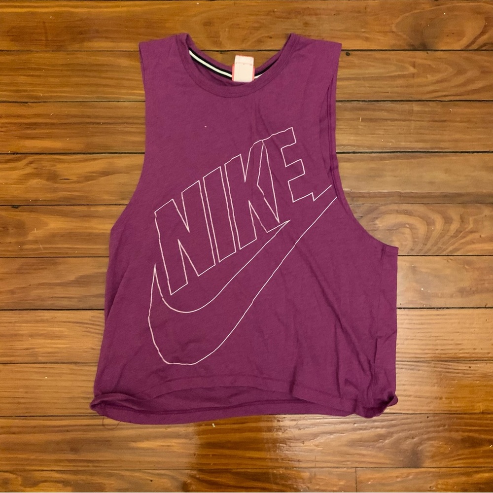 Nike Muscle Tank 💜💗